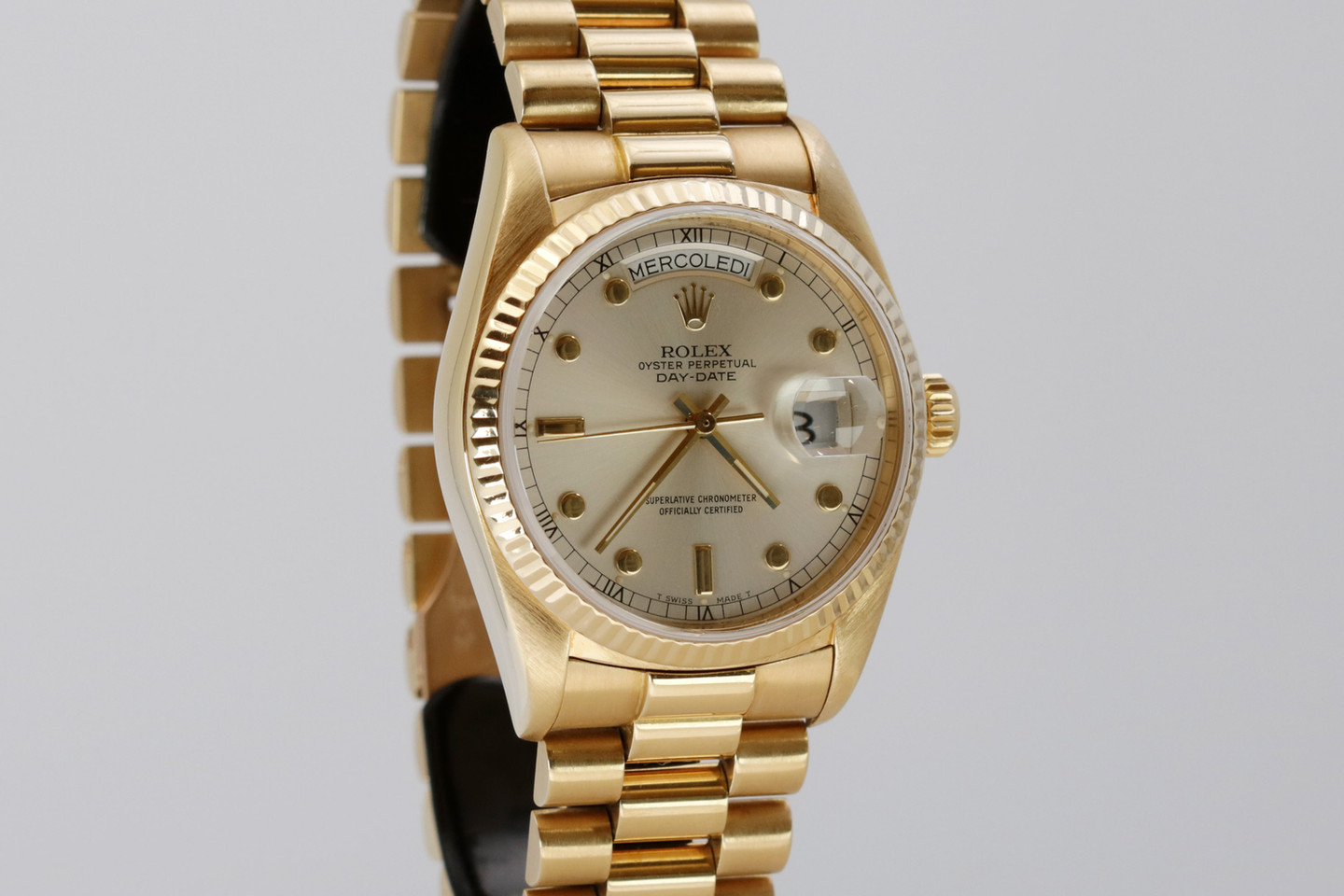 Rare Rolex 'Pinball Dial' Day-Date Ref. 18038 dial 3