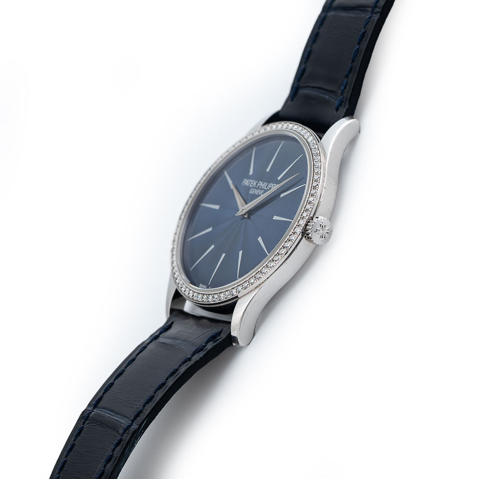 Patek Philippe White Gold & Diamonds Calatrava Ref. 4897G crown