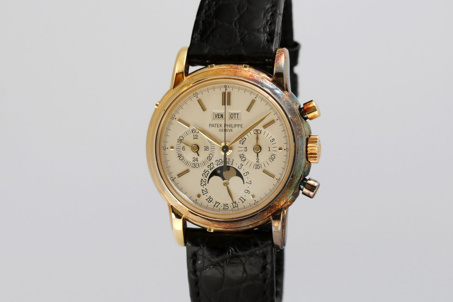 Patek Philippe Perpetual Calendar Chronograph Ref. 3970 front 2