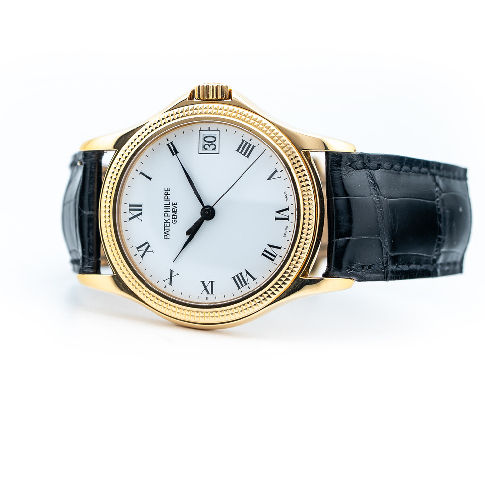 Patek Philippe Calatrava ref 5117 YG on side