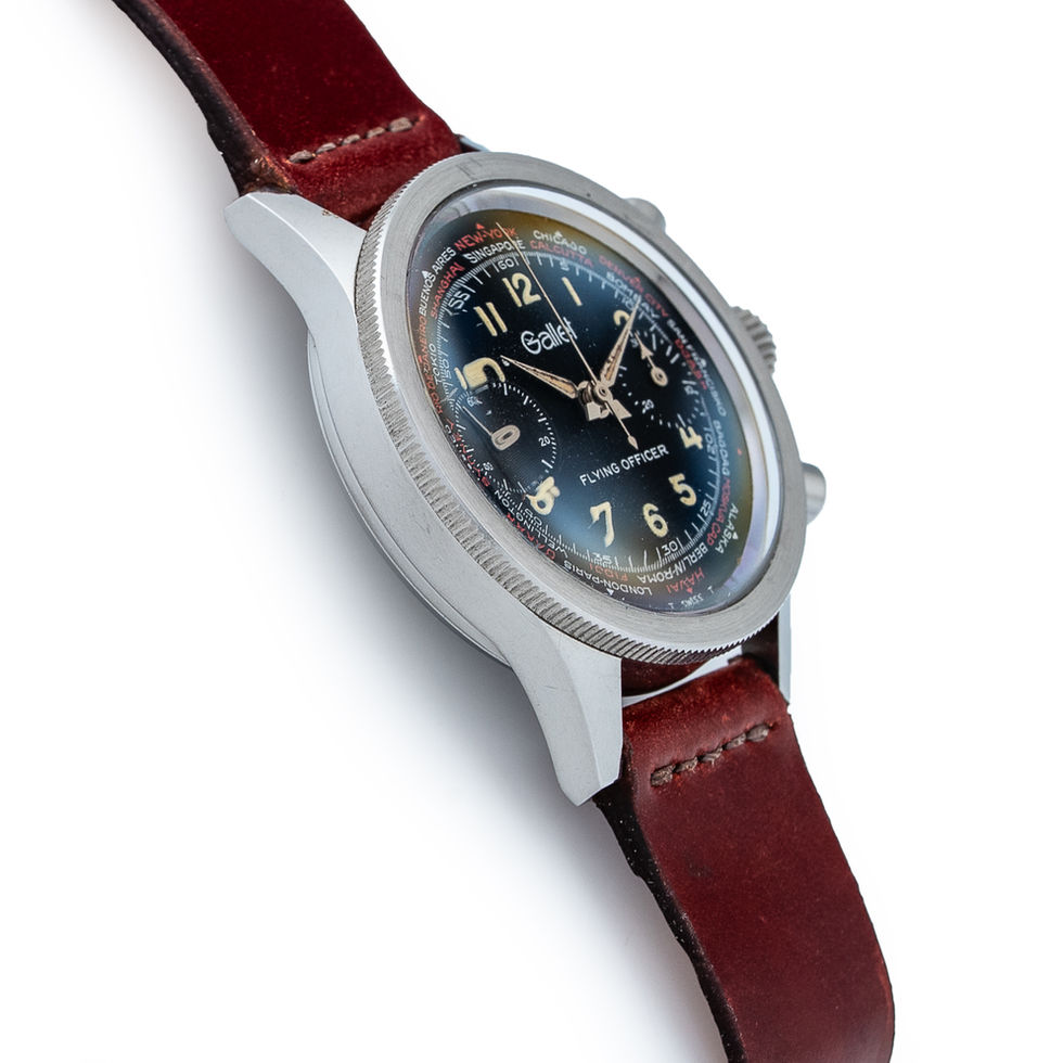 Gallet Flying Officer Chronograph side