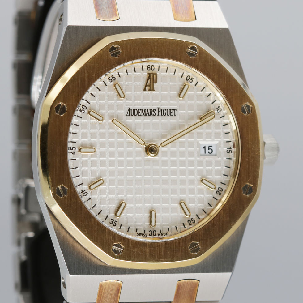 Audemars Piguet Two-Tone Royal Oak Ref. 56175SA dial