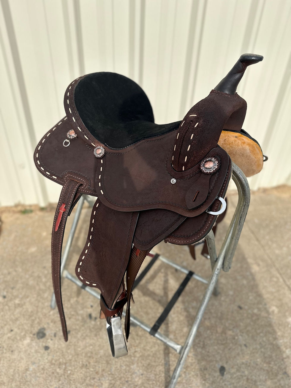 Thumbnail: JHA Saddle - 117 Padded Seat Round Skirt Buck stitch