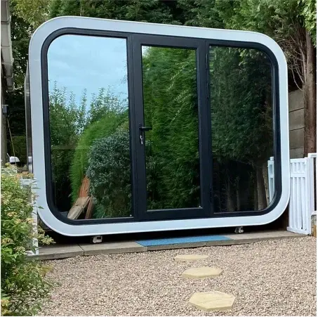 Miniatura: Apple Cabin e Apple Office CH01