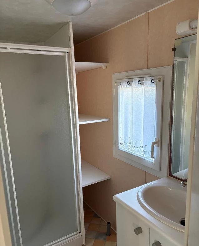 Miniatura: Moreva Bleu marine 2 Quartos (31,20 m²) FR07