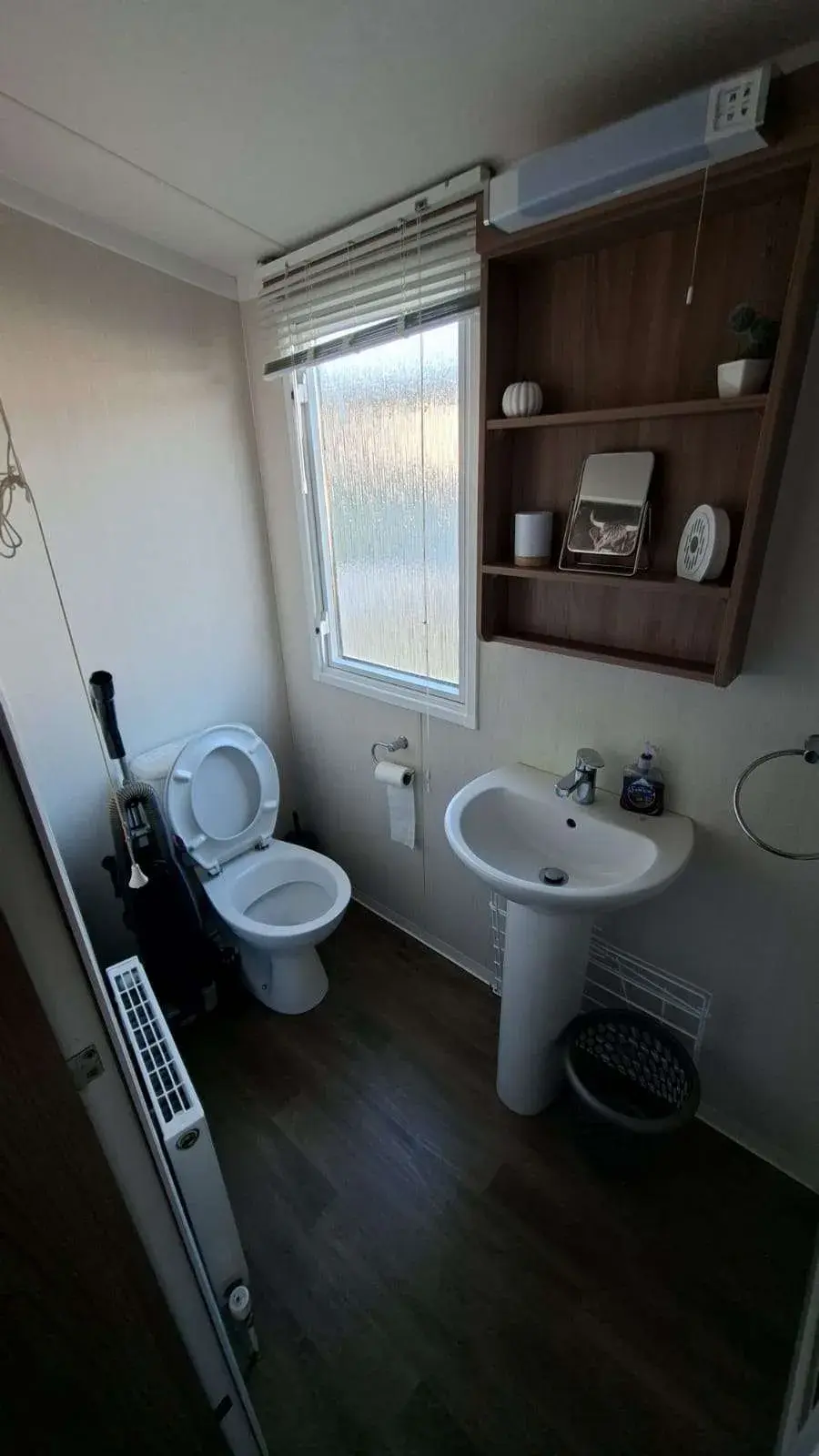 Miniaturbild: Swift Bordeaux 3 Quartos (≈ 43,90 m²) UK02