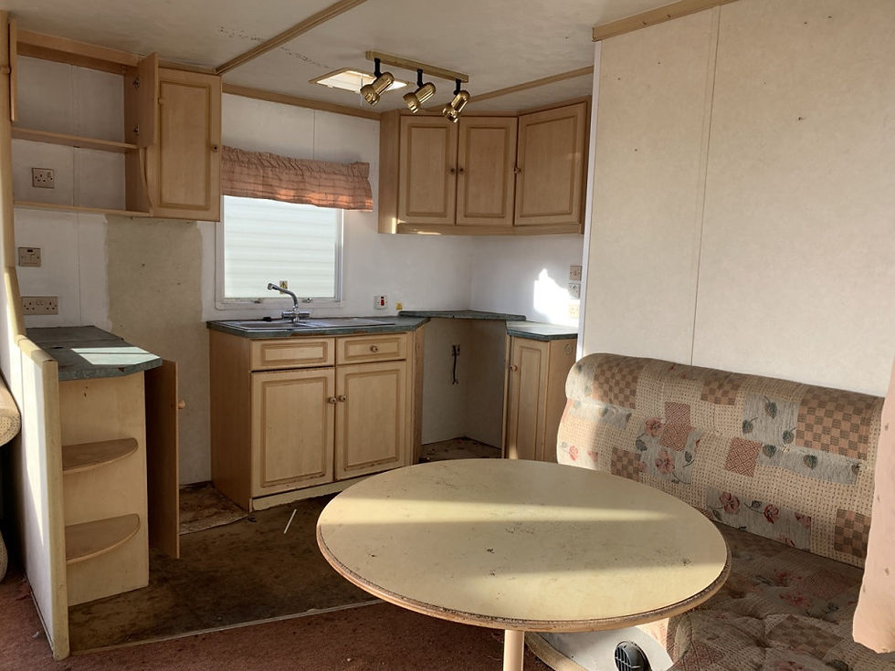 Miniatura: Cozinha e zona de jantar