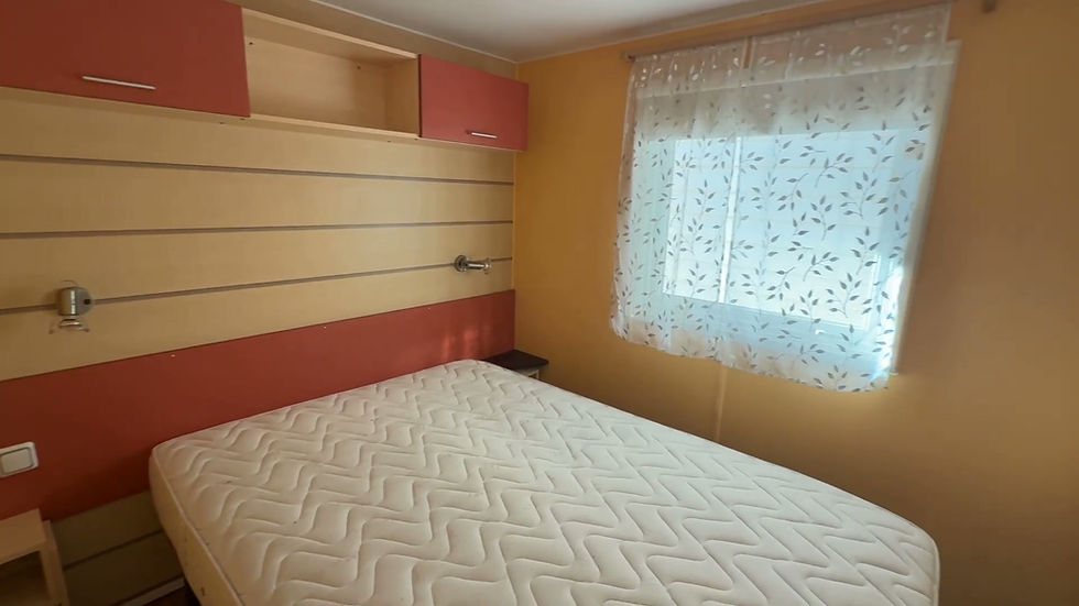 Miniatura: IRM Super Titania 2 Quartos (31,602 m²) FR02