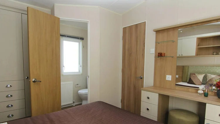 Miniaturbild: Willerby Lyndhurst 2 Quartos (44,81 m²) NL18