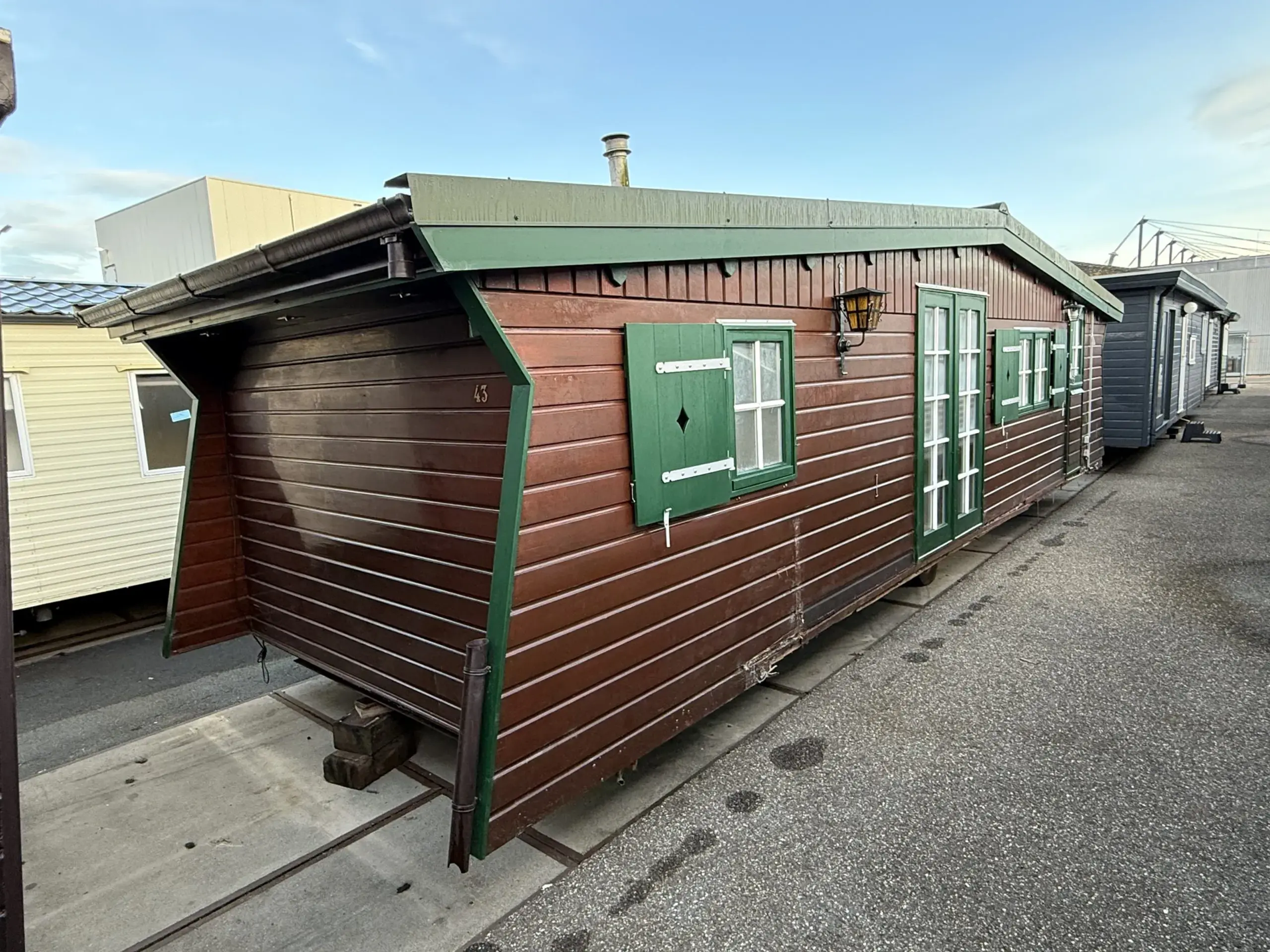 Saricar Chalet 1 Quarto (34,98 m²) NL07