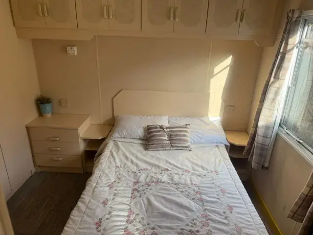 Miniatura: Atlas Festival 2 Quartos (≈27,87 m²) UK03