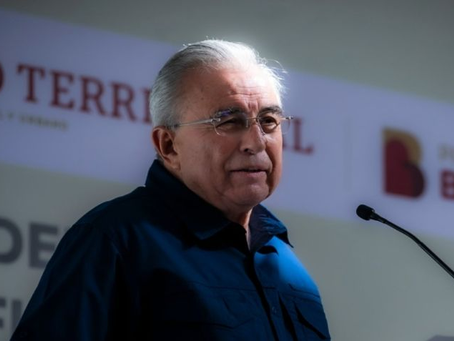 Rubén Rocha Moya se compromete a esclarecer ataque que cobró la vida de una familia en Sinaloa