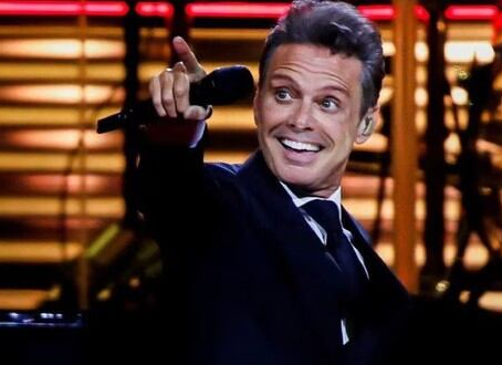 Luis Miguel será el Artista Estelar en la Feria Nacional Potosina 2024