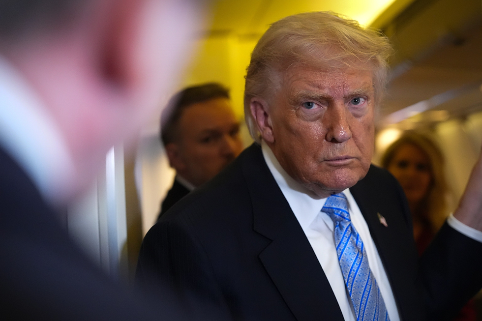 Trump frena bombardeo contra Irán tras presión de Medio Oriente y sacude al mercado petrolero