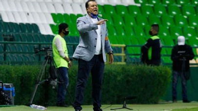 Hugo Sánchez siempre no, Juan Reynoso será el nuevo DT del Cruz Azul