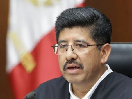 La Corte da marcha atrás a lujos: camionetas de ministros podrían pasar a jueces en riesgo