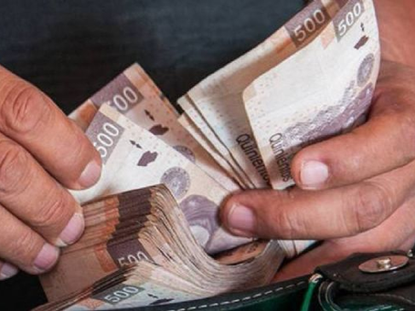 Trabajadores mexicanos esperan con expectativa la posible aprobación del doble aguinaldo