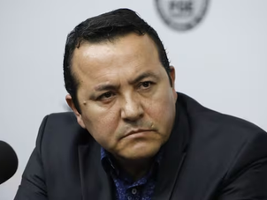 ¡ESTALLA CRISIS EN SINALOA! Vicefiscal Dámaso Castro señalado por nexos con el narco pide licencia en medio de presión internacional