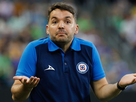 ¡BOMBAZO EN CRUZ AZUL! Nicolás Larcamón es despedido tras crisis, polémica y presión total