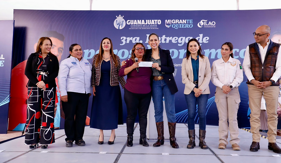 Entrega Gobernadora Libia Dennise Apoyos Económicos para Personas Migrantes de Guanajuato