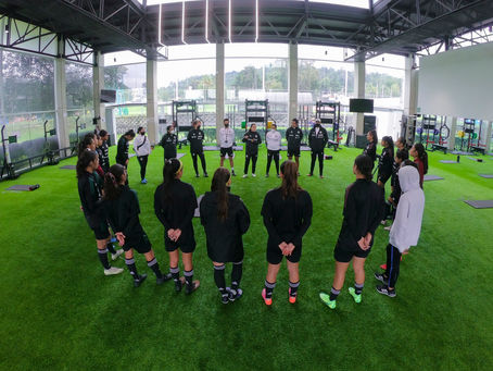 La SNM Femenil Sub-17 viajó a España para disputar partidos de preparación
