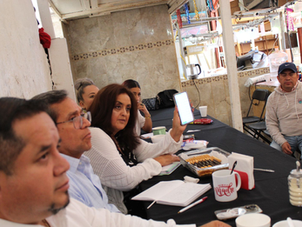 Oliva imparable recorre Guanajuato: Se reúne en la capital con locatarios del Mercado Hidalgo
