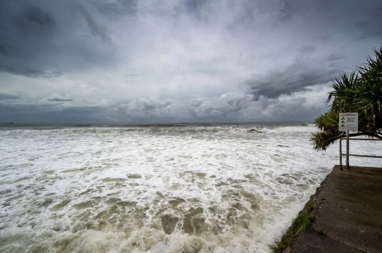 ¡Lala amenaza a Hawái! Tormenta tropical podría convertirse en huracán en las próximas horas