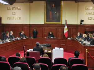 SCJN avala que alumnos no repitan grado aunque reprueben hasta 4 materias