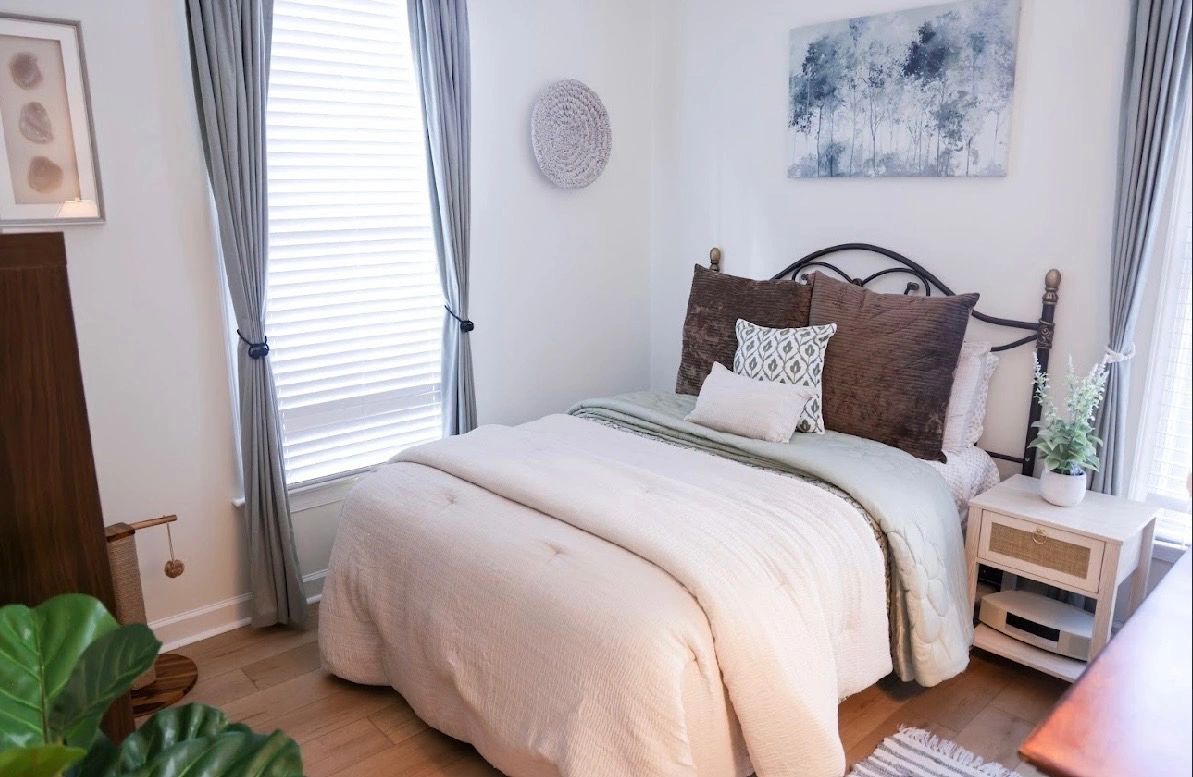 Serene bedroom with white bedding