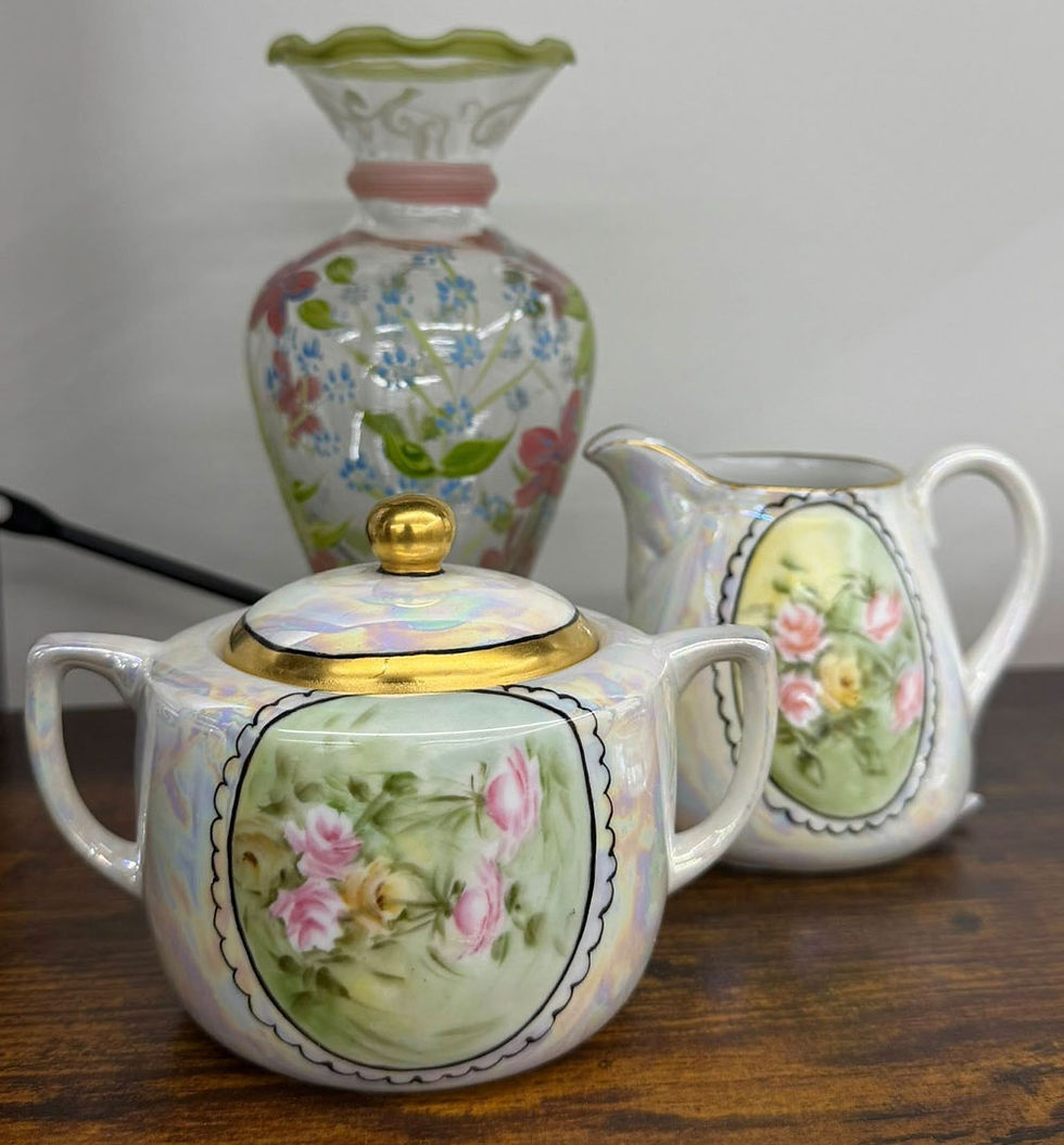 Garden-themed sugar and cream set