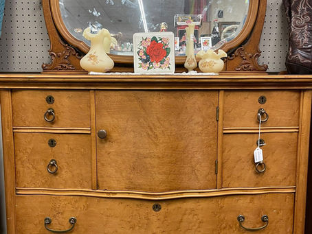 Oak vintage dresser with vanity mirror