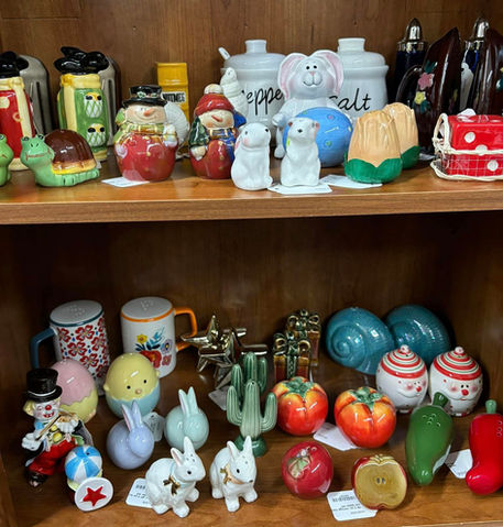 Vintage collectible salt and pepper shakers