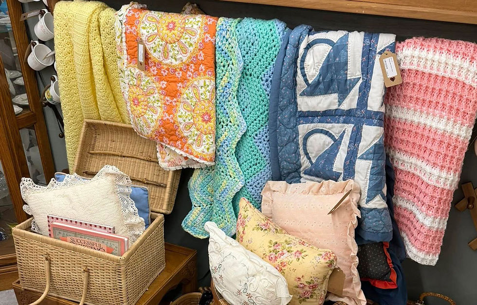 Vintage colorful blankets and pillows