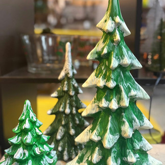 Vintage holiday décor