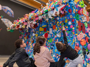 Pinacoteca recebe exposição que coloca as crianças no centro da experiência artística