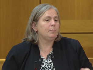 LOCAL MSP RAISES AYRSHIRE DENTISTRY IN SCOTTISH PARLIAMENT DEBATE