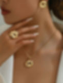 Un Nouveau Lot Élégant De Boucles D'oreilles À Pendentif En Fleur Torsadée En Métal, Colli