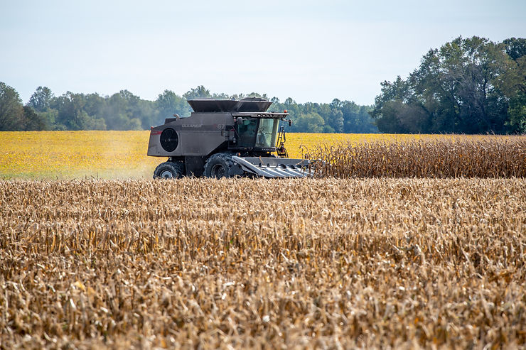 Image of crops being harvested. Image by Edwin Remsberg.
