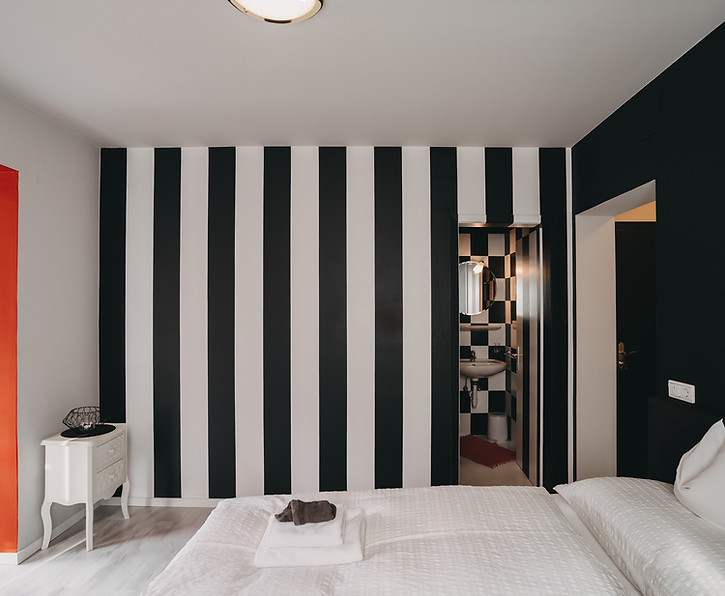 Rockabilly Zimmer in der Garni Unterweggütl in Naturns - Zimmer mit Frühstück und Pool