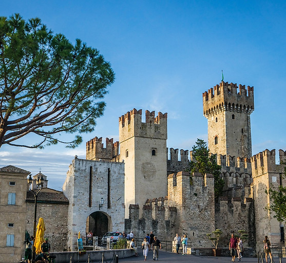 Ferienwohnungen in der Nähe von Sirmione für Urlaub mit Hund