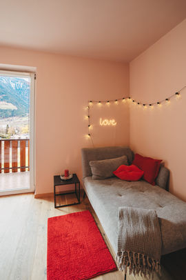 Zimmer mit Pool - Garni Unterweggütl - Bed & Bar Ba ins in Naturns, Südtirol