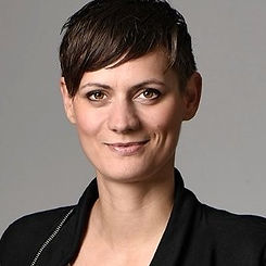 Linda Stanneider_edited.jpg