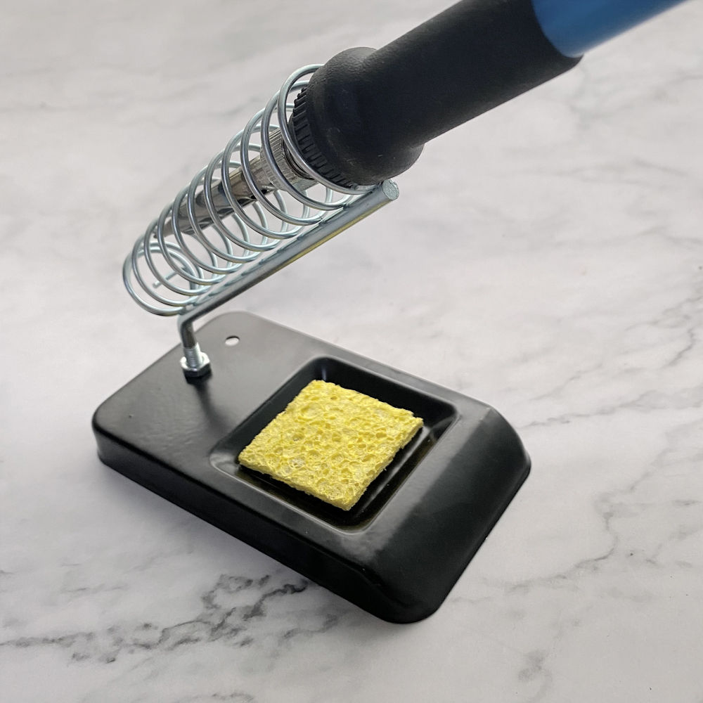 Soldering Iron Stand Portable Holder Soldering Tin Stand with Welding Cleaning S