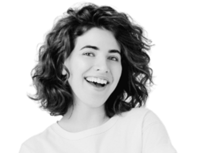 confident-happy-female-university-student-smiling-with-hands-crossed-1-Editada-1-qap91hhax