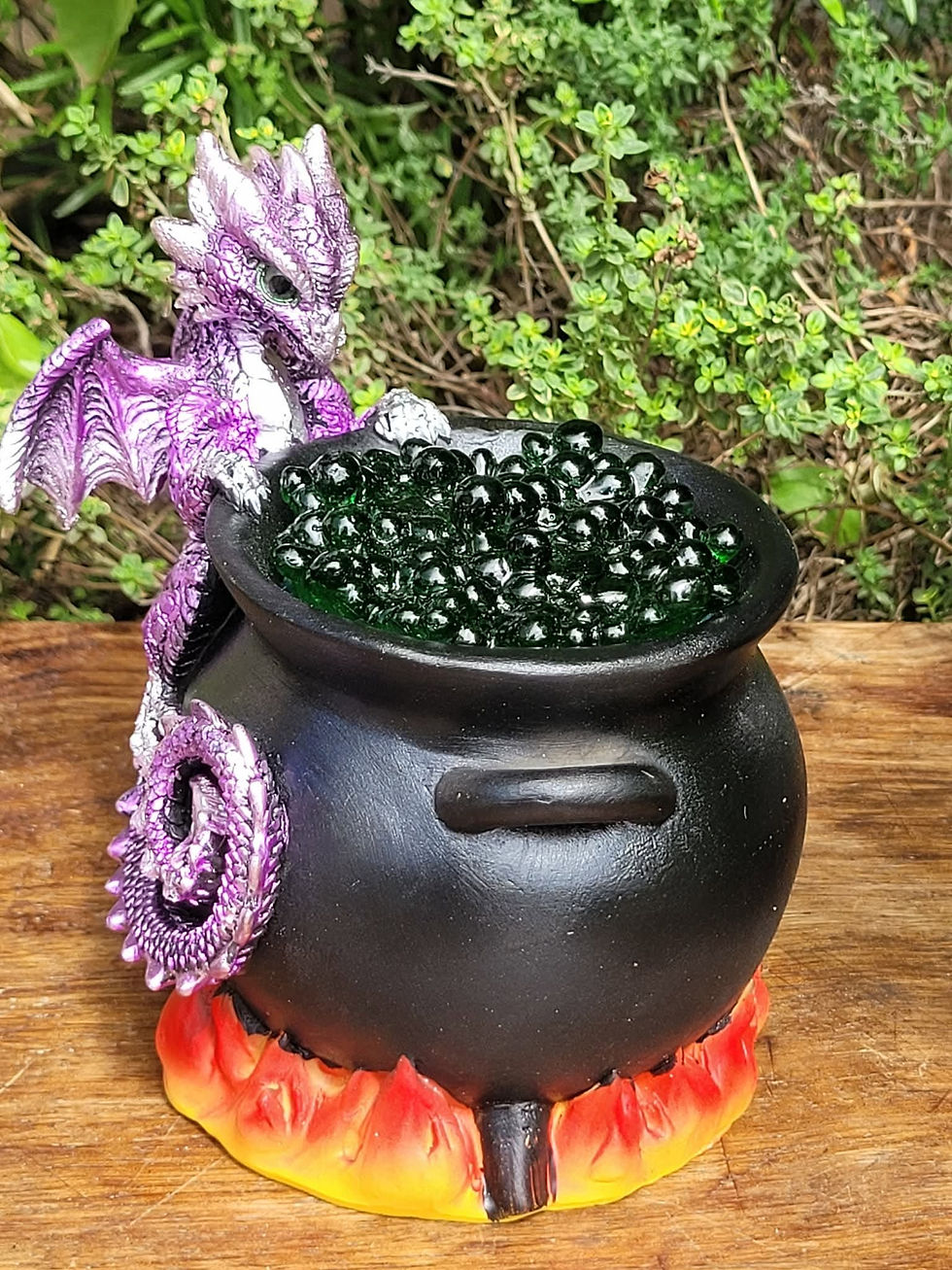 Miniature : 🐉✨ Bébé Dragon et son Chaudron LED – Dragon Élémentaire ✨🐉