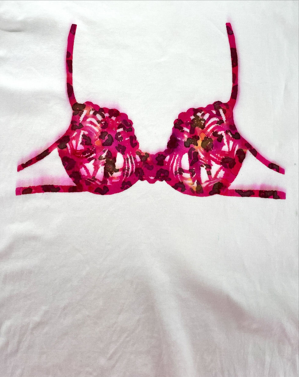 Trompe l'oeil brassiere