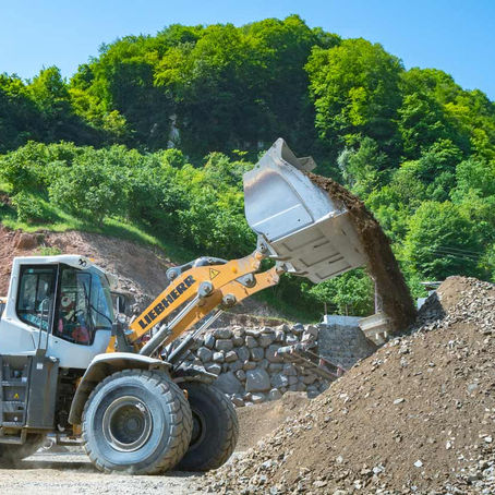 Ünye’nin sert bazaltında Liebherr etkisi