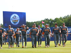 Tennessee getting ready to face Vanderbilt in 2025 SEC Baseball Tournament. (via @Vol_Baseball)
