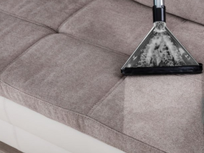 Na šta obratiti pažnju prilikom čišćenja tkaninskog nameštaja?