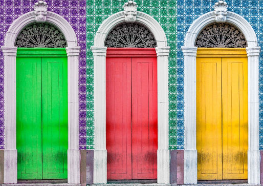 TRÊS PORTAS B_edited.jpg